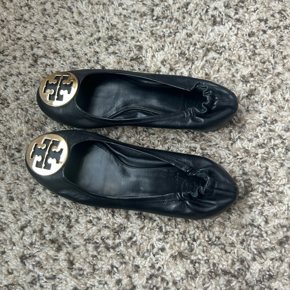 Tory Burch Black Flats with Gold Logo - Picture 2 of 6